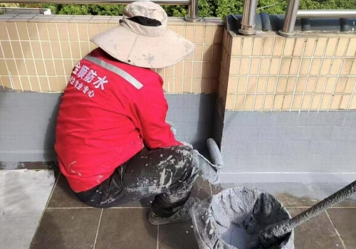 海珠區(qū)萬華花園女兒墻補漏