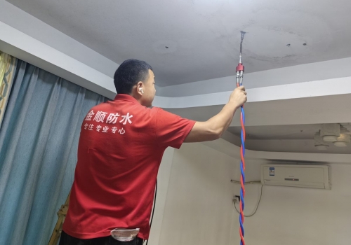花都區(qū)合和新城天花補漏